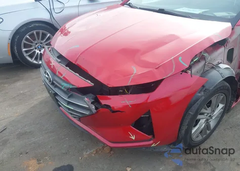 2020 Hyundai Elantra Value Edition z USA, uszkodzony, nr VIN 5NPD84LFXLH553117